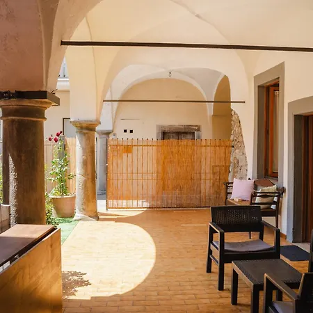 La Corte Del Apartamento *